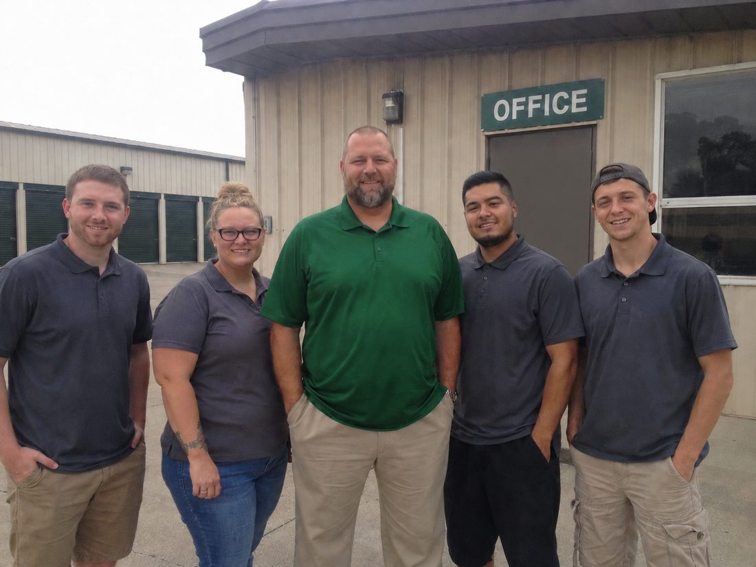 Pest control professionals in Grand Forks, ND
